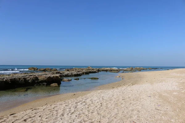 Costa Mediterránea Con Piedras Israel Netanya — Foto de Stock