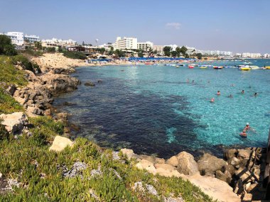 İncir Ağacı Koyu plajı. Kıbrıs, Protaras. Yaz tatili. Akdeniz