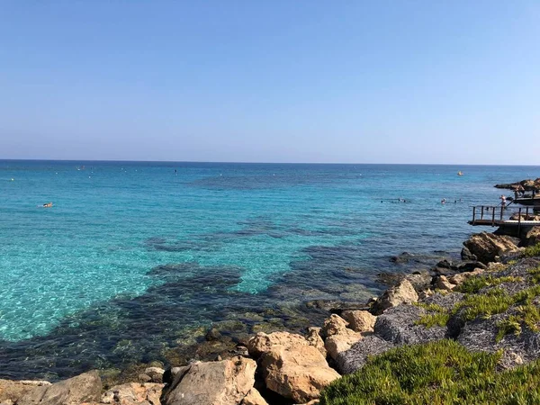 Plaża Zatoki Fig Cypr Protaras Letnie Wakacje Morze Śródziemne — Zdjęcie stockowe