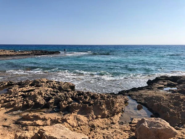 Mar Mediterrâneo Chipre Protaras Ayia Napa Ondas Mar Dia Verão — Fotografia de Stock