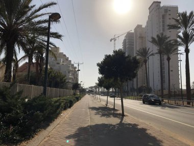 Netanya 'nın sokaklarında İsrail yazı