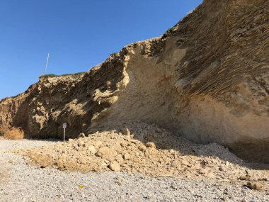 Akdeniz kıyısındaki uçurumlar İsrail Netanya