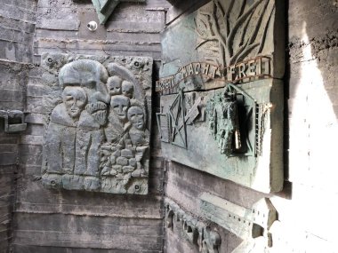 İsrail Netanya Anıtı Kızıl Ordu 'nun Netanya' da Rus mimarlar tarafından inşa edilen Nazi Almanyası 'na karşı zaferinin anıtı