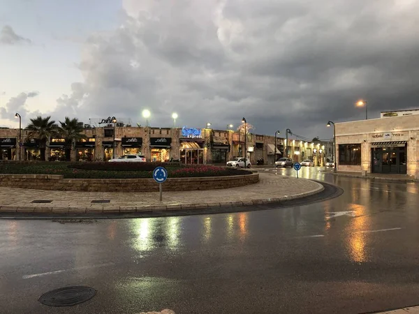 Jaffa sokakları yağmurdan sonra İsrail
