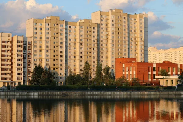 Estanque Ciudad Zelenograd Distrito Administrativo Moscú Rusia Hermoso Amanecer — Foto de Stock