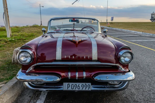 Vieille voiture Cuba . — Photo