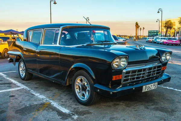 Old Cuba car. — Stock Photo, Image