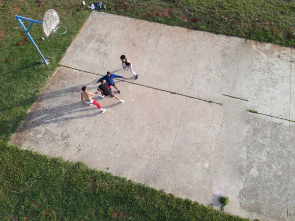 Port Elizabeth, South Africa October 2020 Aerial view of group of guys playing basketball — Stock Photo, Image