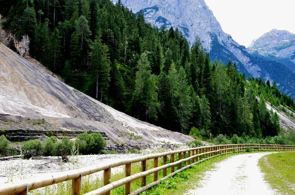 Part Cycle Path Leads Town Auronzo Misurina Ansiei River Valley — Stock Photo, Image