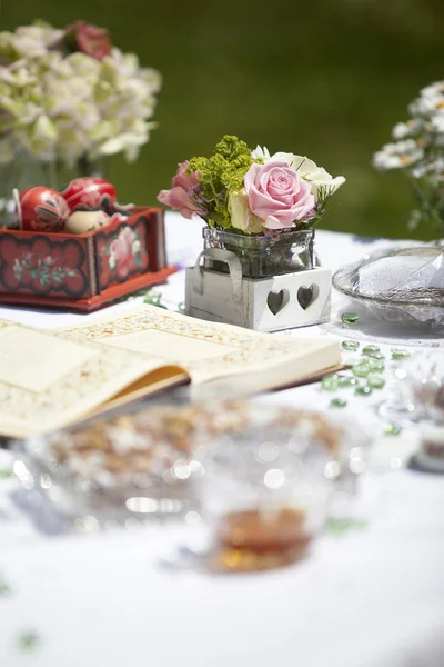 Dekoration einer persischen Hochzeitstafel — Stockfoto