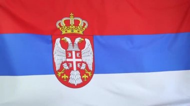 Ağır çekimde Sırp ulusal bayrak
