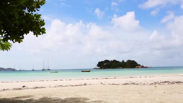 Paradise beach, Seychelles au ralenti 