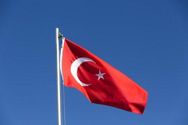 Türkiye'nin ulusal bayrağını bir bayrak direği