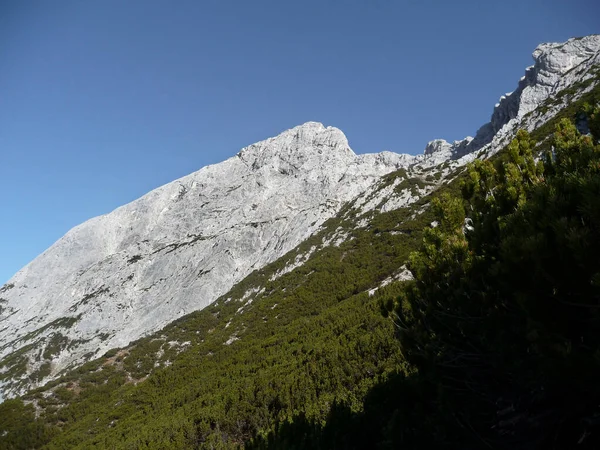 春季奥地利蒂罗尔Karkopf山的Adler Ferrata — 图库照片