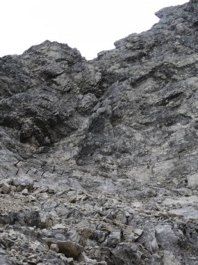 Alpspitze Dağı, Garmisch-Partenkirchen, Bavyera, Almanya 'da yaz mevsiminde ferrata yoluyla