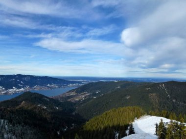 Baumgartenschneid dağına kış yürüyüşü turu, Tegensee, Bavyera, Almanya