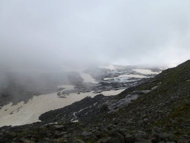 Berlin yüksek yolu, Avusturya Tyrol 'da Zillertal Alpleri