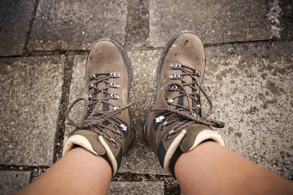 Botas Senderismo Recorrido Por Montaña Los Alpes Bávaros — Foto de Stock