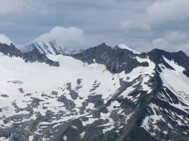 Berlin yüksek yolu, Avusturya Tyrol 'da Zillertal Alpleri