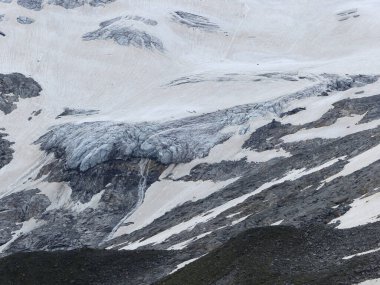 Berlin yüksek yolu, Avusturya Tyrol 'da Zillertal Alpleri