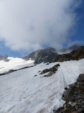 Berlin yüksek yolu, Avusturya Tyrol 'da Zillertal Alpleri