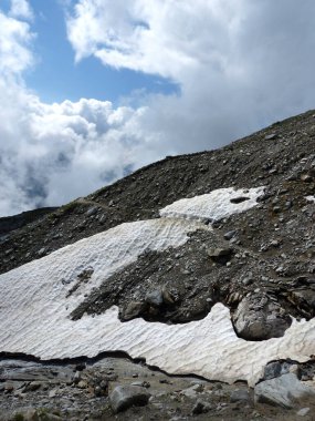 Berlin yüksek yolu, Avusturya Tyrol 'da Zillertal Alpleri