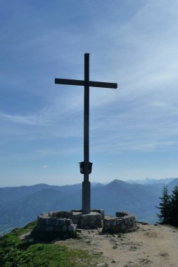 Zirve Brauneck dağını geçti, Bavyera, Almanya