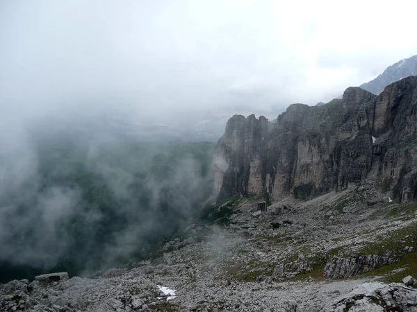 Wycieczka Górska Bocchette Brenta Dolomity Włochy — Zdjęcie stockowe