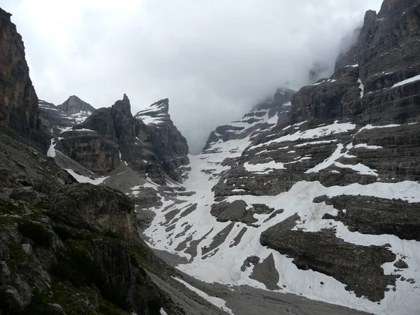 Tour Montagna Bocchette Brenta Dolomiti Italia Estate — Foto Stock