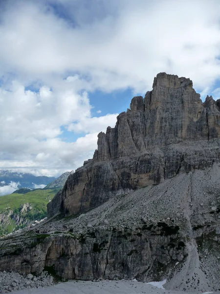 Bocchette Mountain Tour Brenta Dolomites Italy Summer Mertime — 图库照片