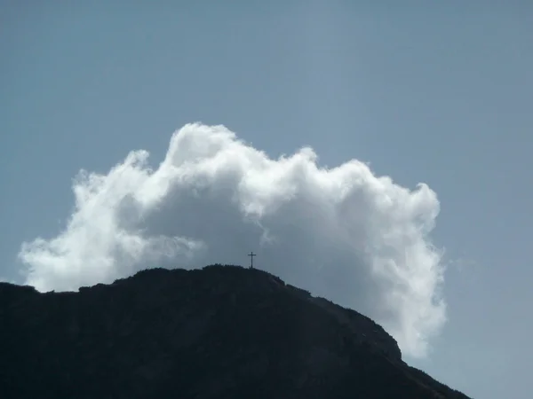 Cruz Cumbre Montaña Krottenkopf Baviera Alemania — Foto de Stock