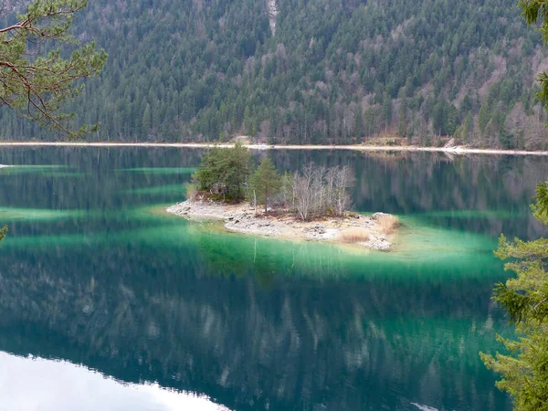 Panorama Montaña Del Famoso Lago Eibsee Baviera Alemania —  Fotos de Stock
