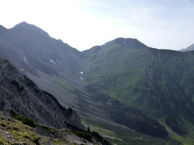 Pfeisspitze ve Gartnerwand dağlarına dağ yürüyüşü turu, Tyrol, Avusturya