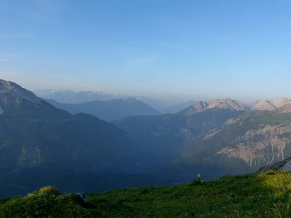 Bergwandeltocht Naar Grubigstein Gartnerwand Tirol Oostenrijk — Stockfoto