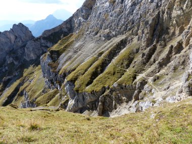 Heinrich-Noe-Steig ferrata üzerinden Karwendelspitze Dağı, Bavyera, Almanya