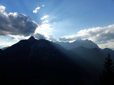 Heinrich-Noe-Steig ferrata üzerinden Karwendelspitze Dağı, Bavyera, Almanya
