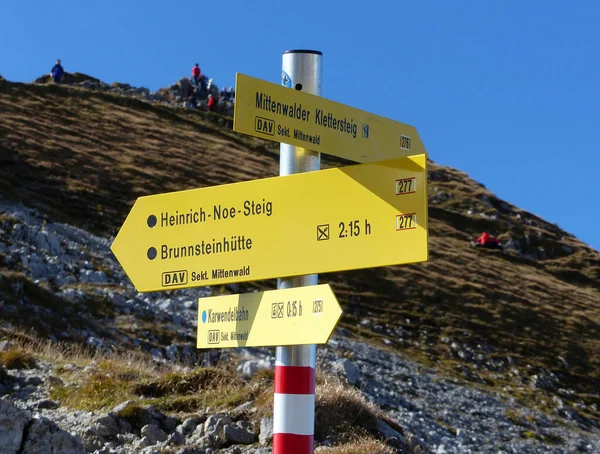 Sign Post Heinrich Noe Steig Karwendel Bajorország Németország — Stock Fotó