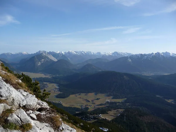 オーストリアのチロルにある山のハイキングツアー Hohe Munde — ストック写真