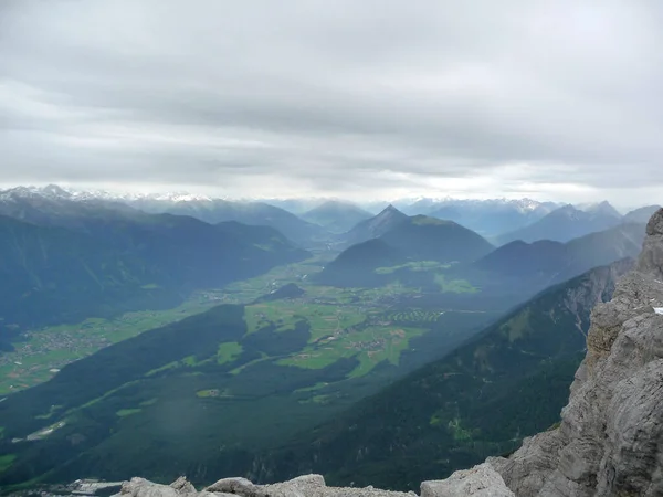 Hohe Munde Dağına Dağ Yürüyüşü Tyrol Avusturya — Stok fotoğraf