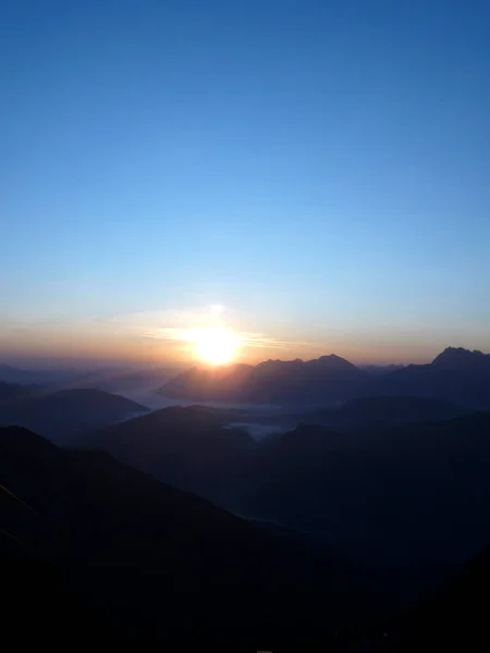 Sunrise Mountain Hiking Tour Jubilaeumsgrat Ridge Bavaria Germany Summertime — Stock Photo, Image