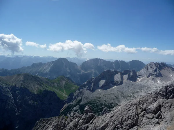 Vista Montanha Famosa Rota Escalada Jubilaumsgrat Montanha Zugspitze Baviera Alemanha — Fotografia de Stock