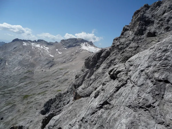 Vista Montanha Famosa Rota Escalada Jubilaumsgrat Montanha Zugspitze Baviera Alemanha — Fotografia de Stock