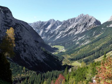 Dağ turu Karwendel dağları, Tyrol, Avusturya