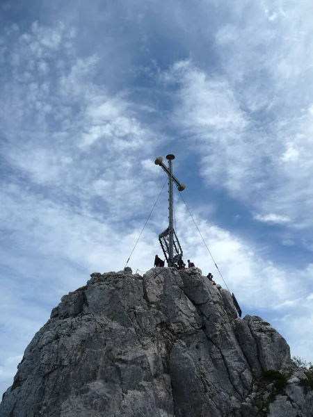 Cruz Cumbre Famosa Montaña Kampenwand Los Alpes Chiemgau Baviera Alemania —  Fotos de Stock