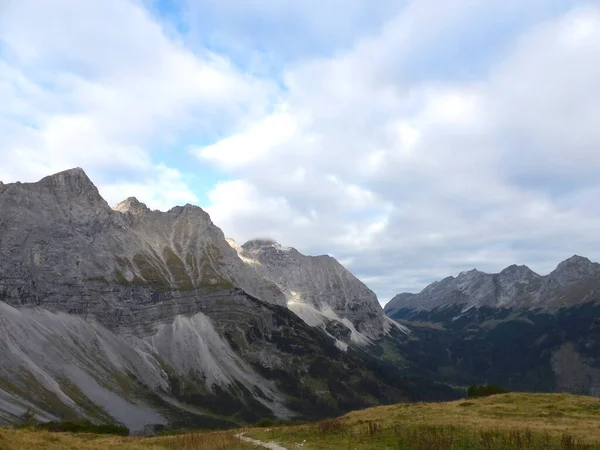 Turystyka Górska Karwendel Tyrol Austria — Zdjęcie stockowe