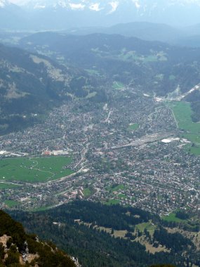 Yukarıdan Garmisch-Partenkirchen, Bavyera, Almanya