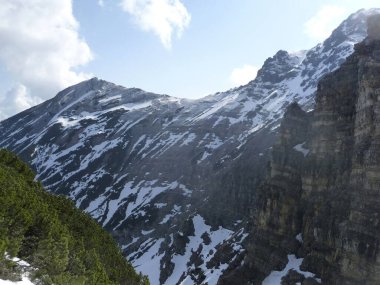 Kreuzspitze Dağı, Bavyera, Almanya 'dan gelen dağ manzarası