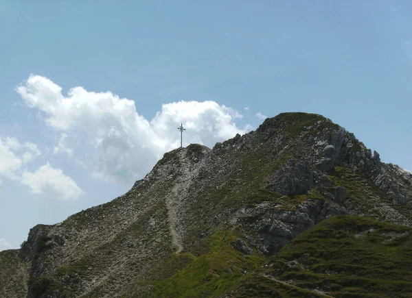 Cumbre Cruzada Montaña Kramerspitz Baviera Alemania Primavera — Foto de Stock