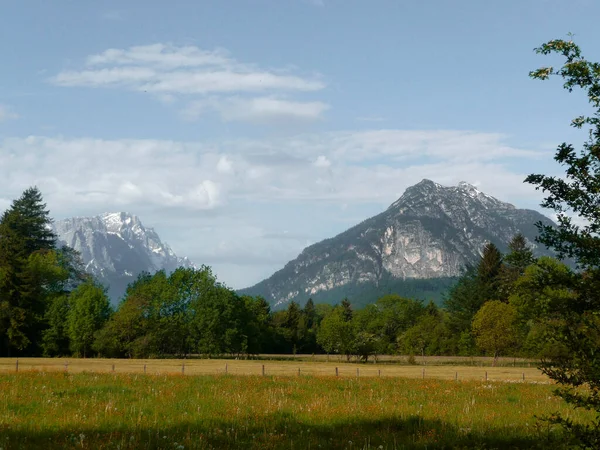 德国巴伐利亚阿尔卑斯山的Kramerspitze和Zugspitze山 — 图库照片