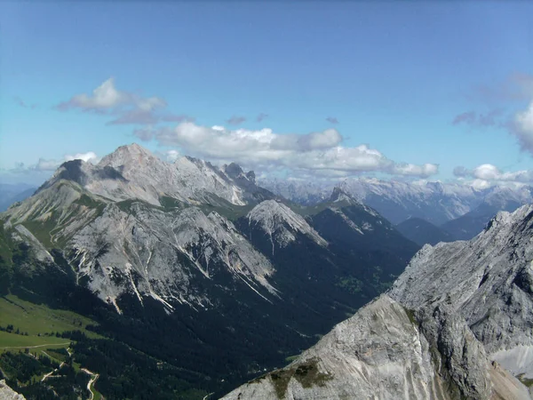 Ferrata Lago Alta Montaña Seebensee Montaña Tajakopf Tirol Austria Verano —  Fotos de Stock